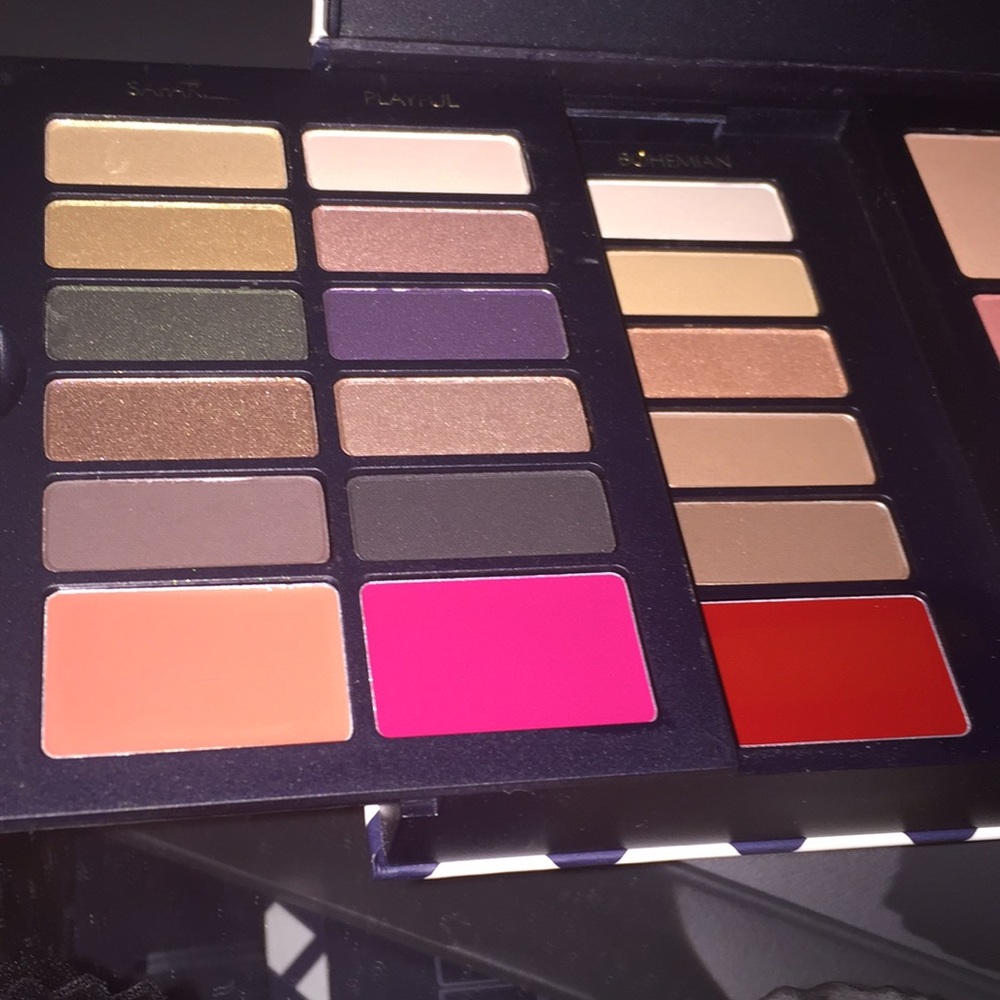 Makeup - Picture 4 of 7